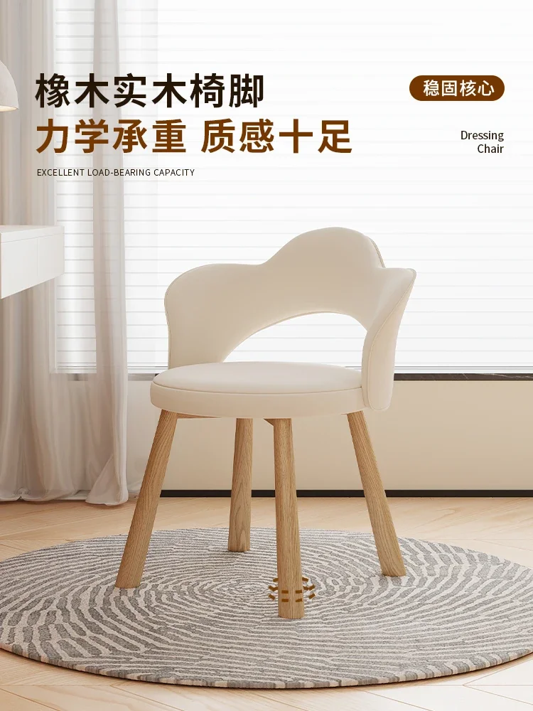 Cream style bedroom simple lig - Makeup Master Beauty Salon recensie en prijs