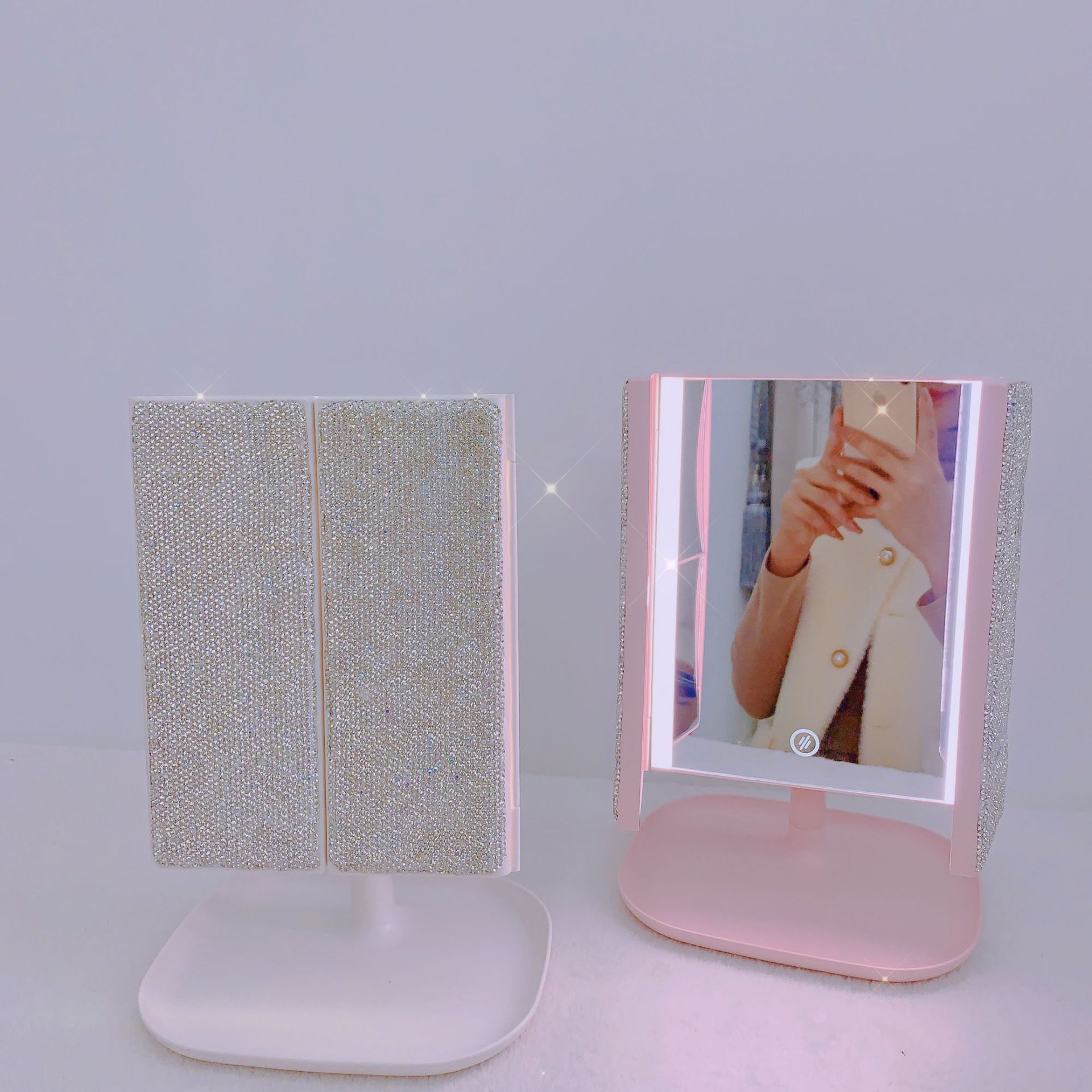 Trifold LED Makeup Mirror Beau - Beauty Forever Makeup recensie en prijs